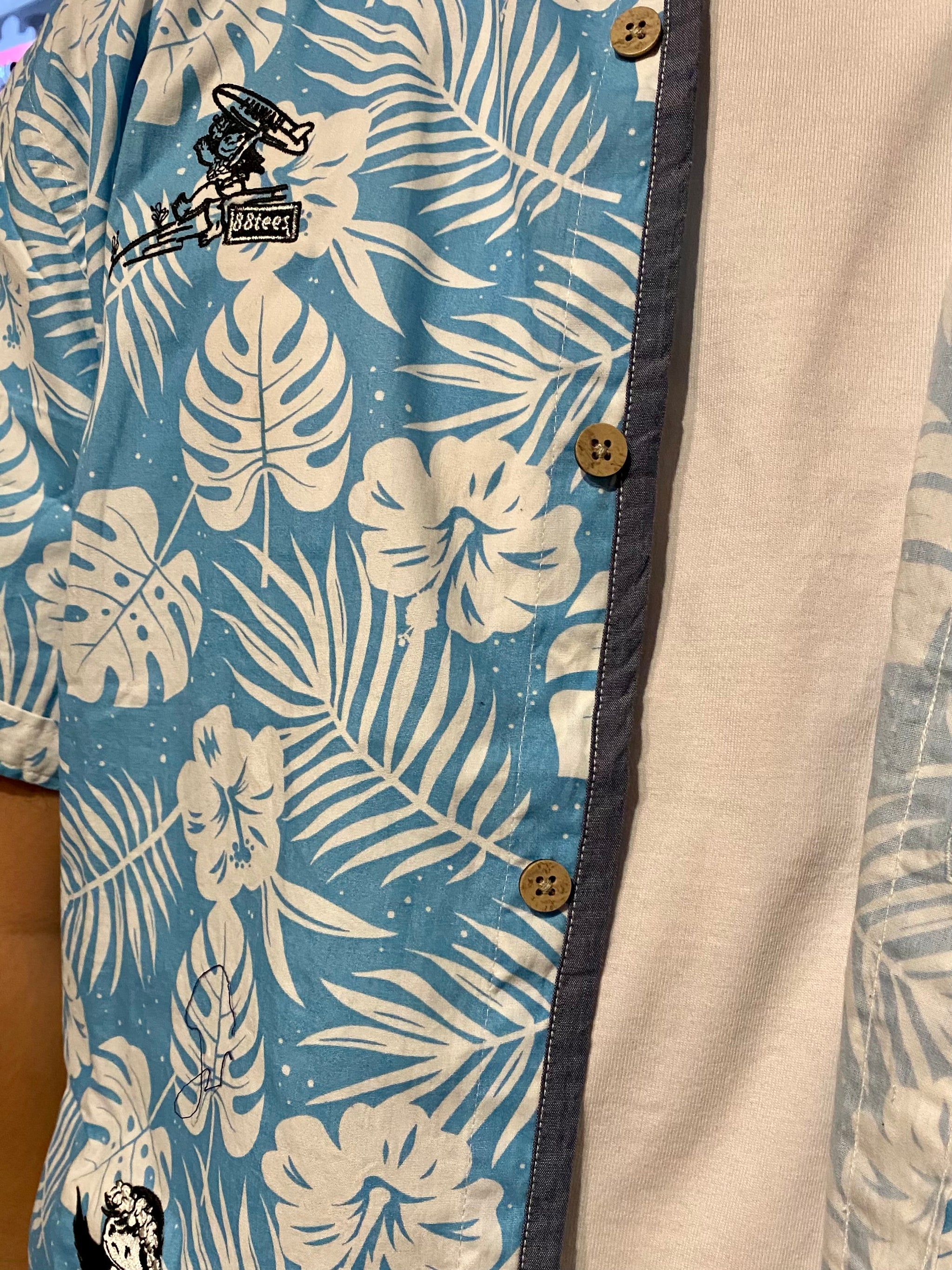 1点物⭕️お安く!◎Custom hawaiian fabric◎NR2◎9.7 Original 88 Emb. Aloha Shirt – 88 Tees - Honolulu, Hawaii
