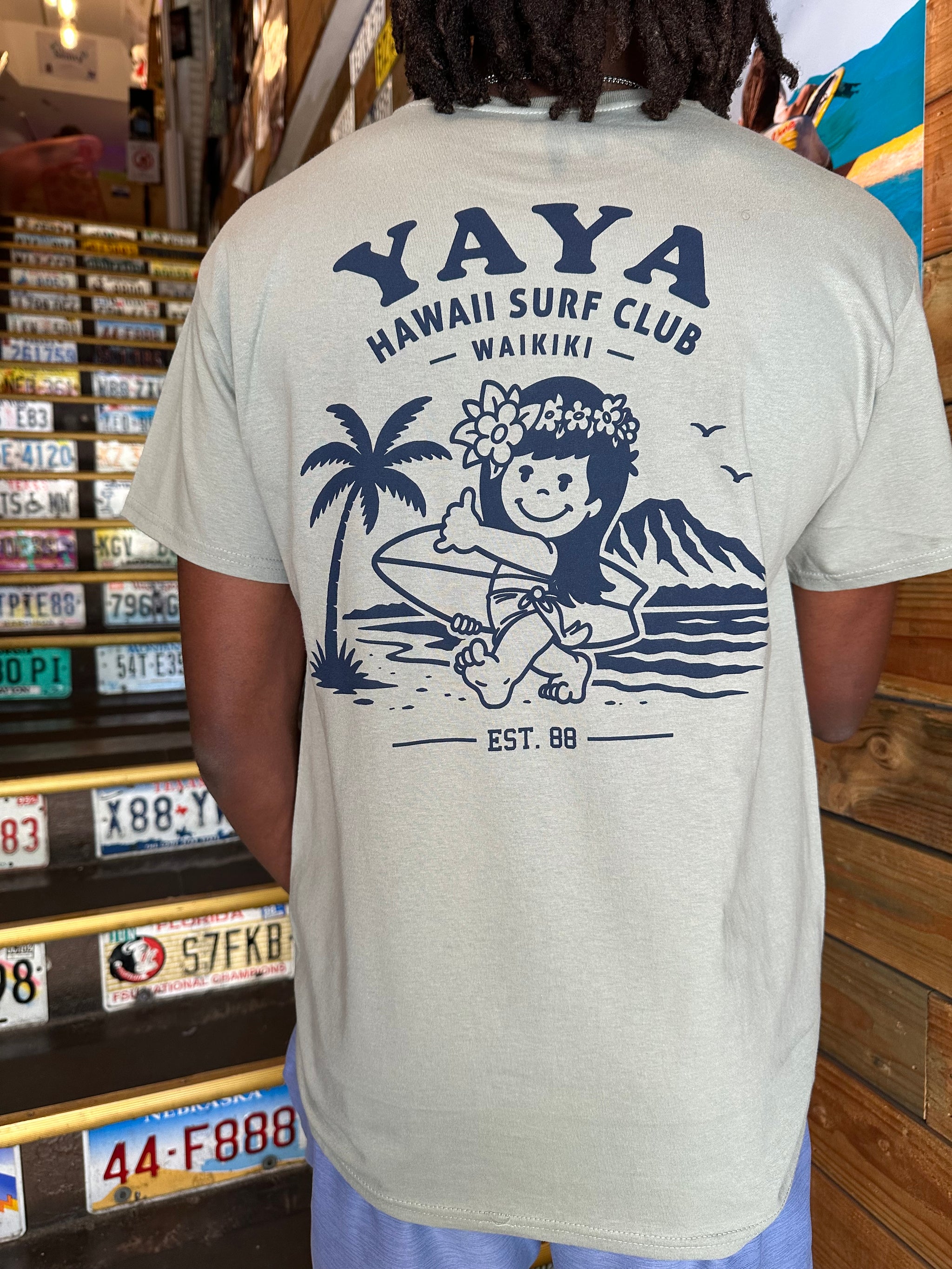 Unisex – 88 Tees - Honolulu, Hawaii