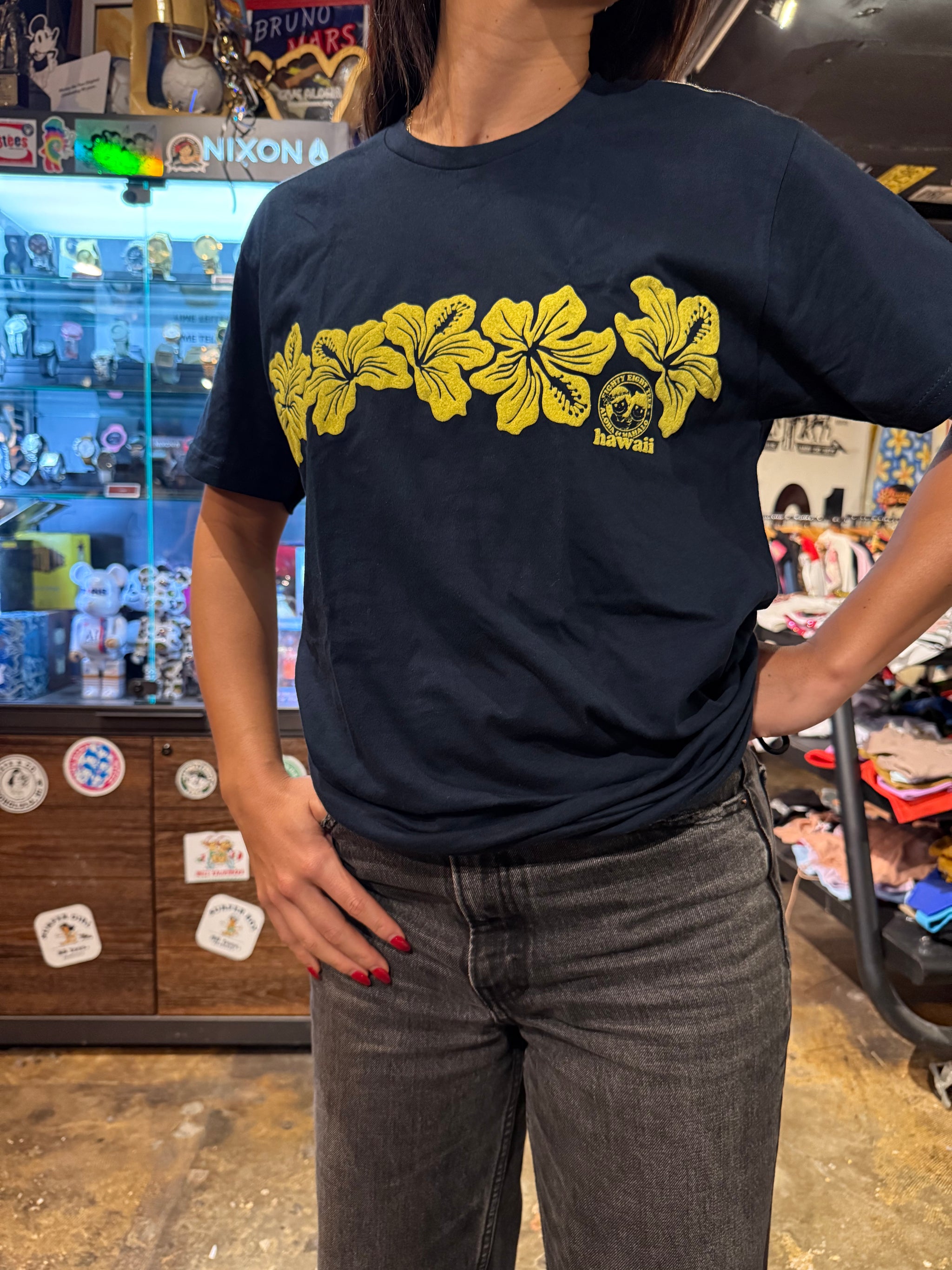 Hibiscus Lei Tee – 88 Tees - Honolulu, Hawaii