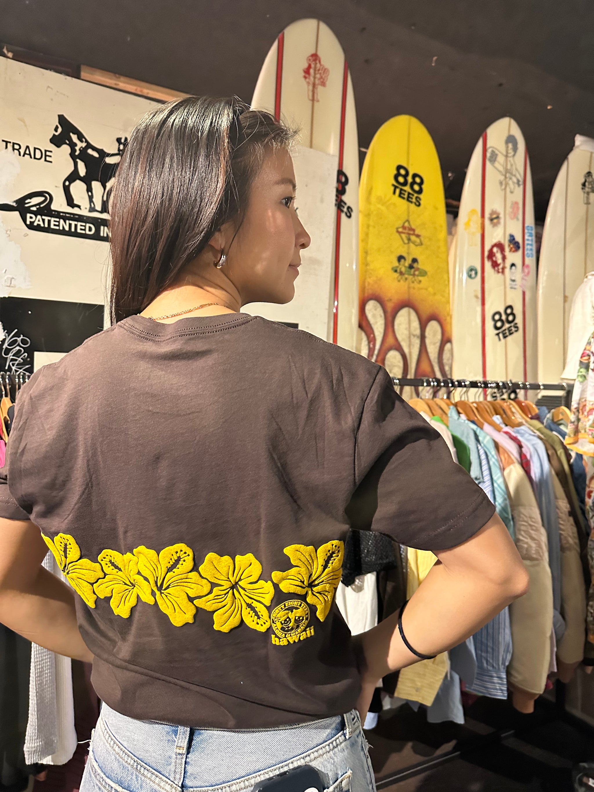 Hibiscus Lei Tee – 88 Tees - Honolulu, Hawaii