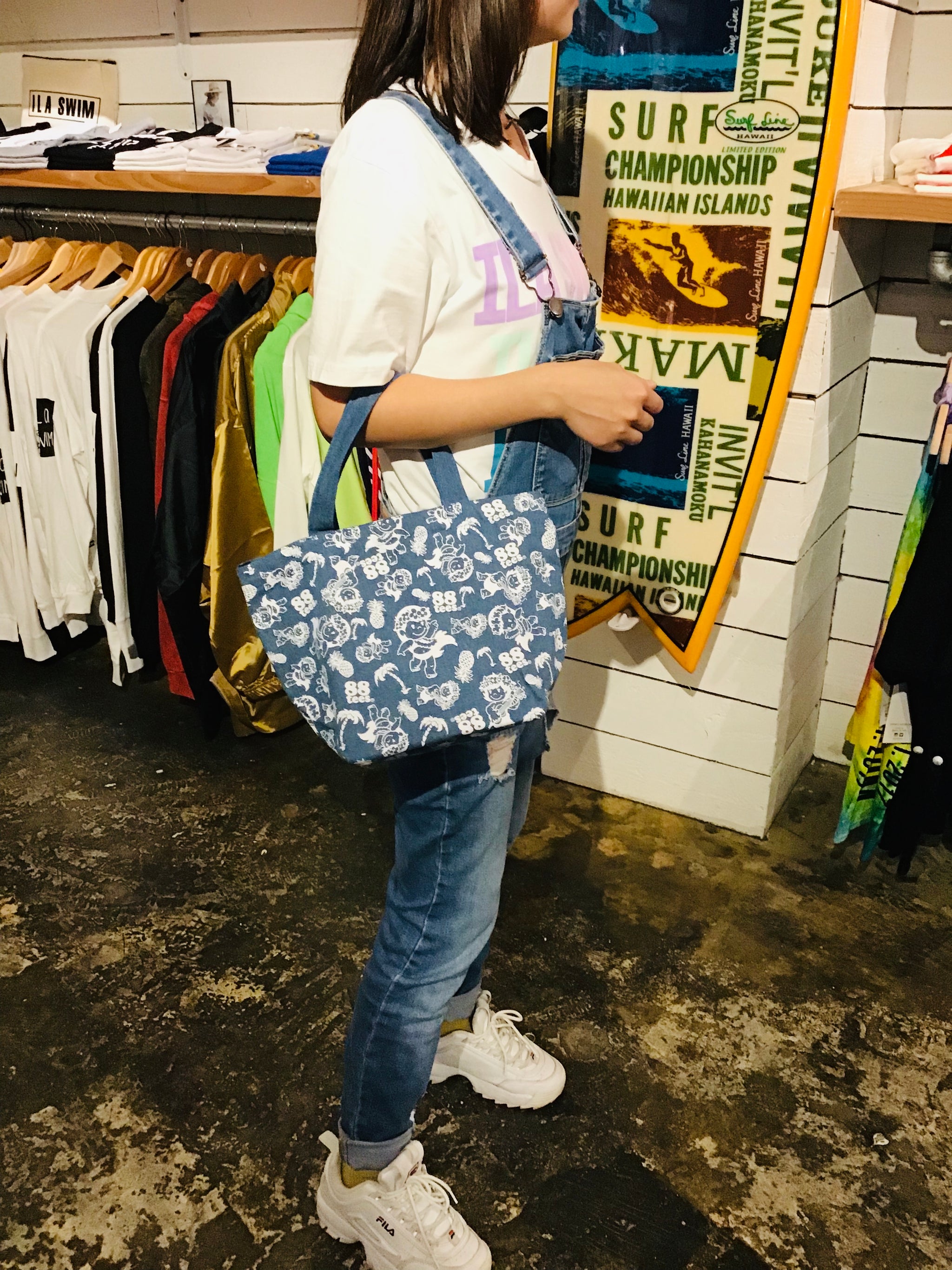 YAYA ALL OVER DENIM ZIPPER TOTE BAG – 88 Tees - Honolulu, Hawaii